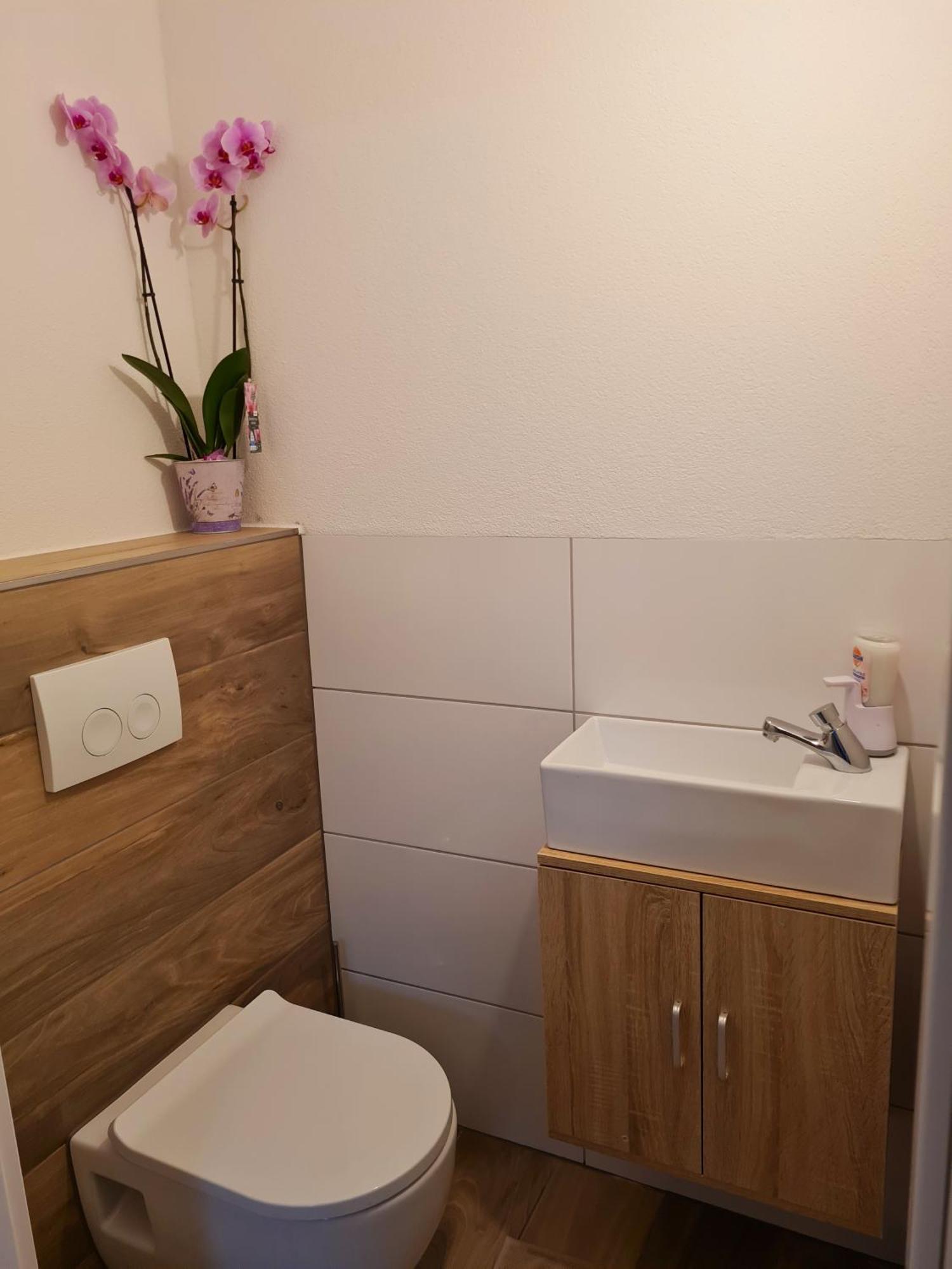 Adria Home Veringenstadt Экстерьер фото